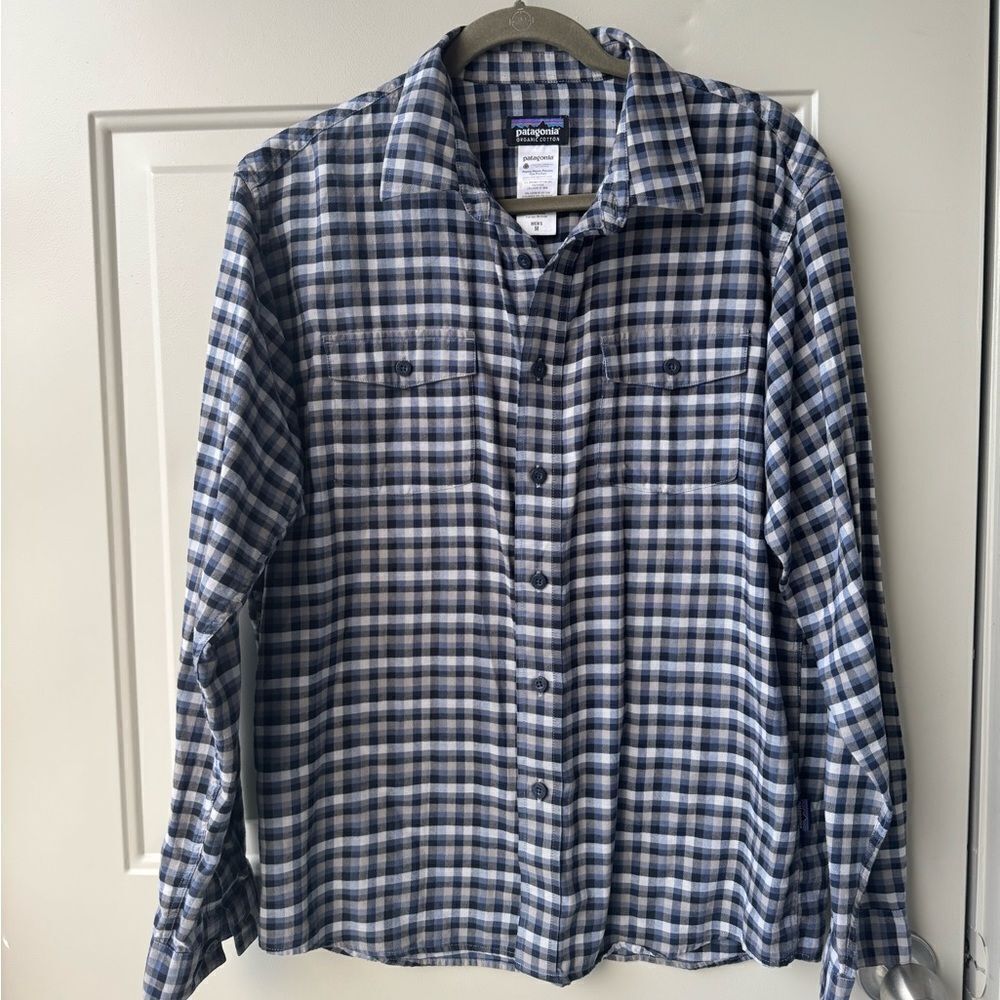 Patagonia Blue, Grey and White Plaid Casual Button-Down Shirt
